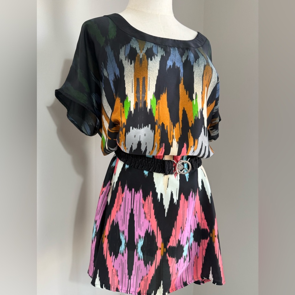 MEXX women’s black satin colorful tunic dress in size large